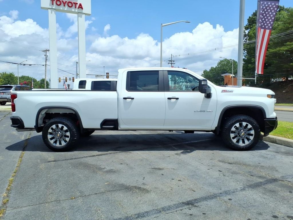 2025 Chevrolet Silverado 2500HD Custom