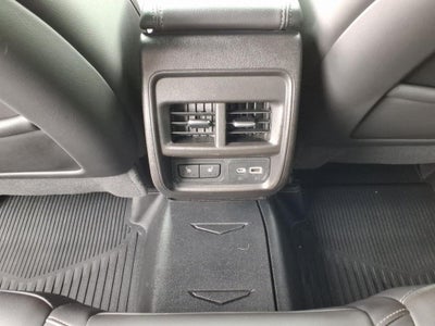 2022 Cadillac XT4 Premium Luxury