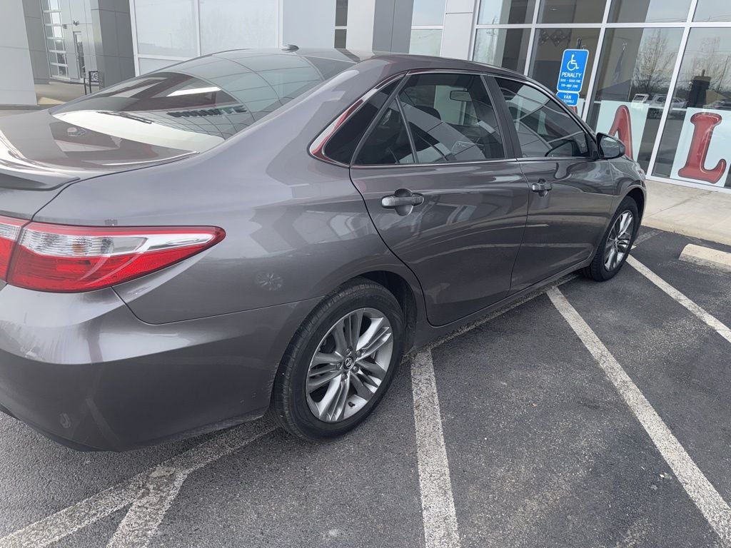2017 Toyota Camry SE