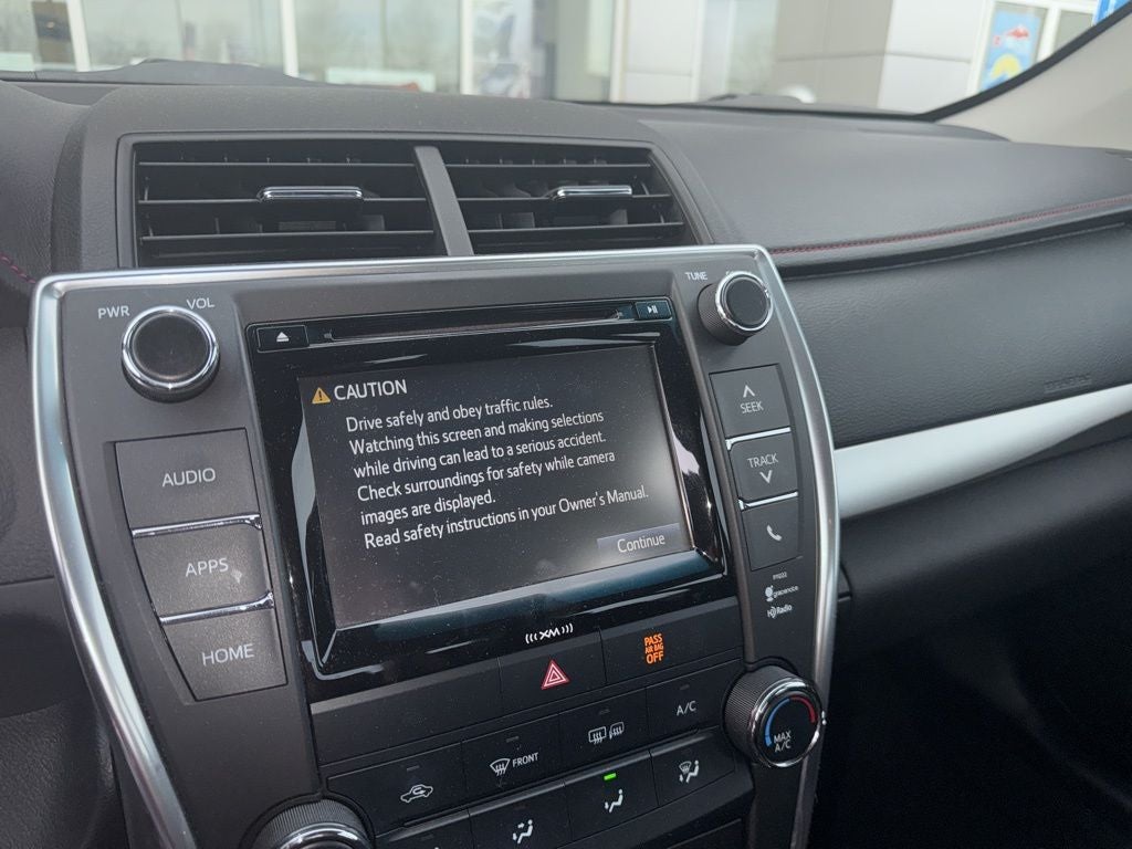 2017 Toyota Camry SE