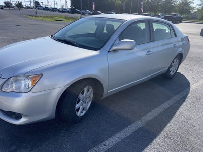 2010 Toyota Avalon XL