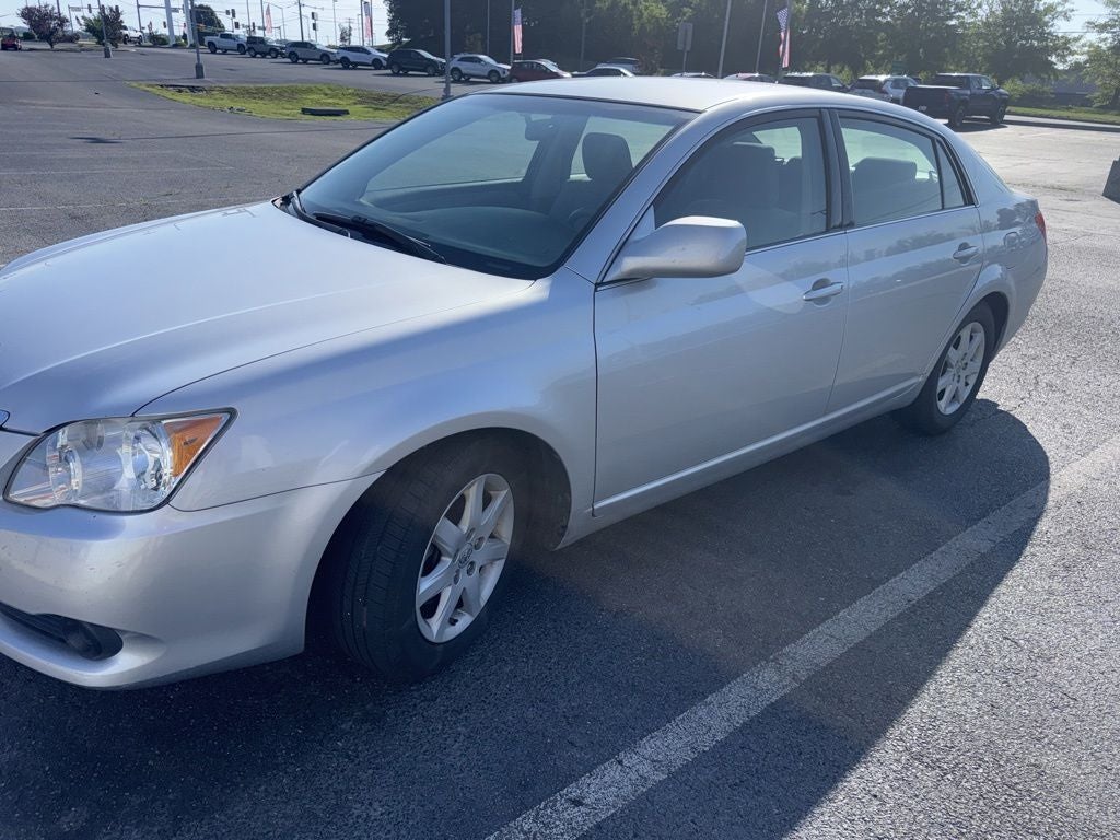 2010 Toyota Avalon XL