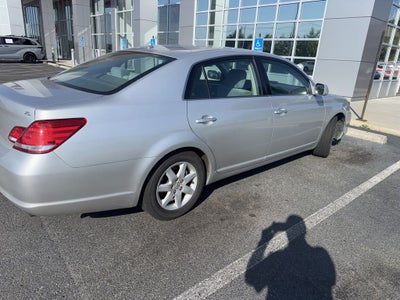 2010 Toyota Avalon XL
