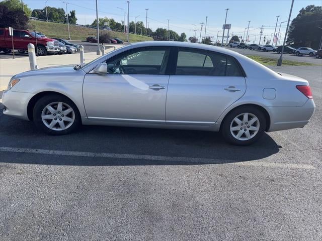 2010 Toyota Avalon XL