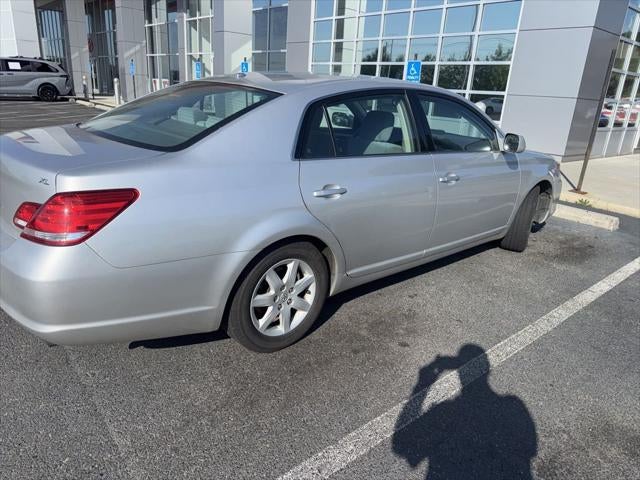 2010 Toyota Avalon XL