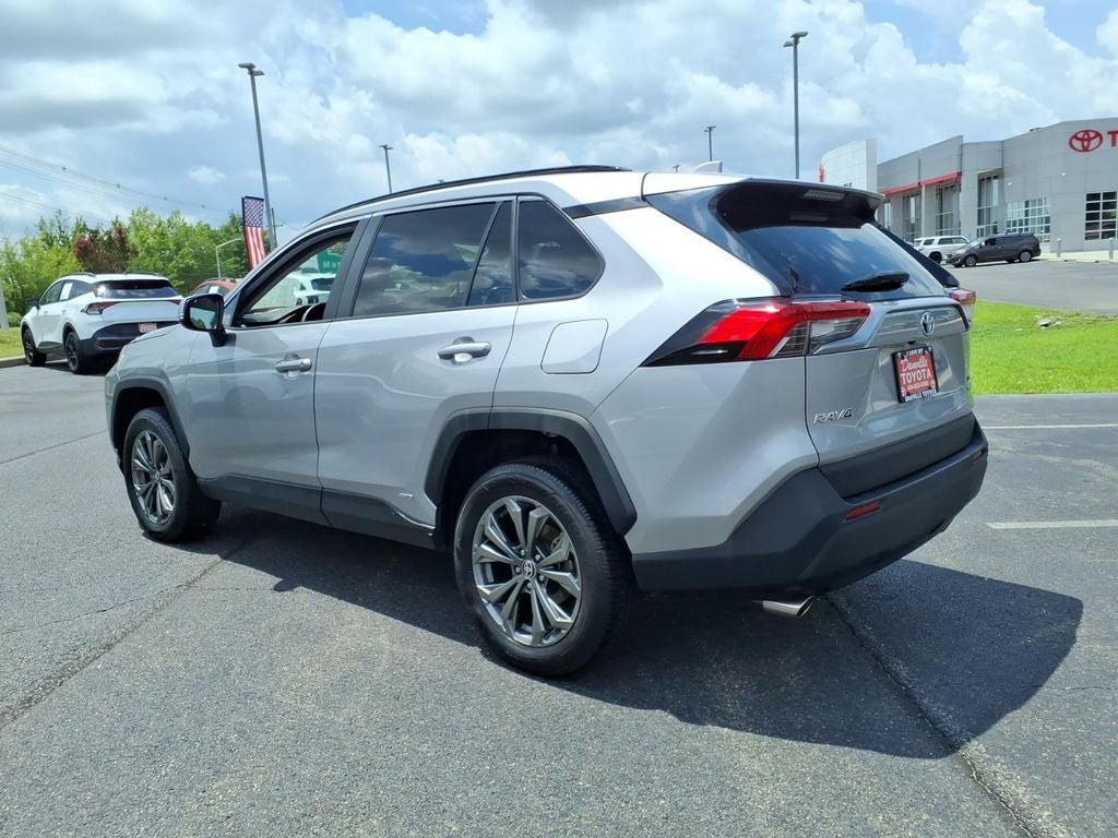 2022 Toyota RAV4 Hybrid XLE Premium