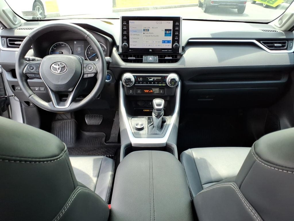 2022 Toyota RAV4 Hybrid XLE Premium