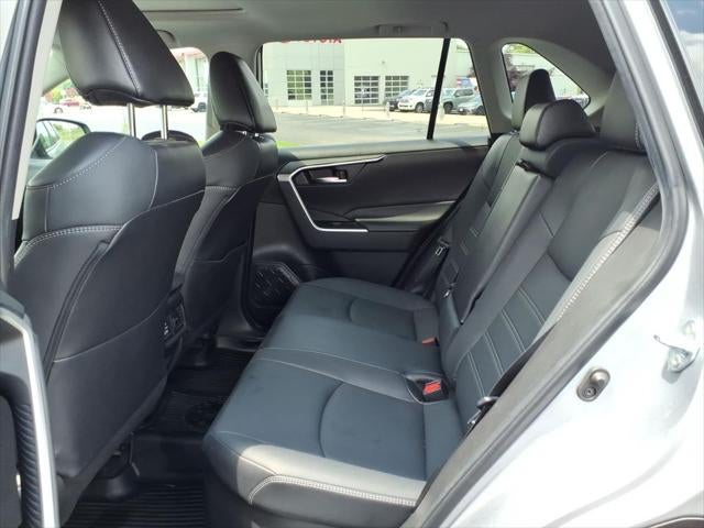 2022 Toyota RAV4 Hybrid XLE Premium