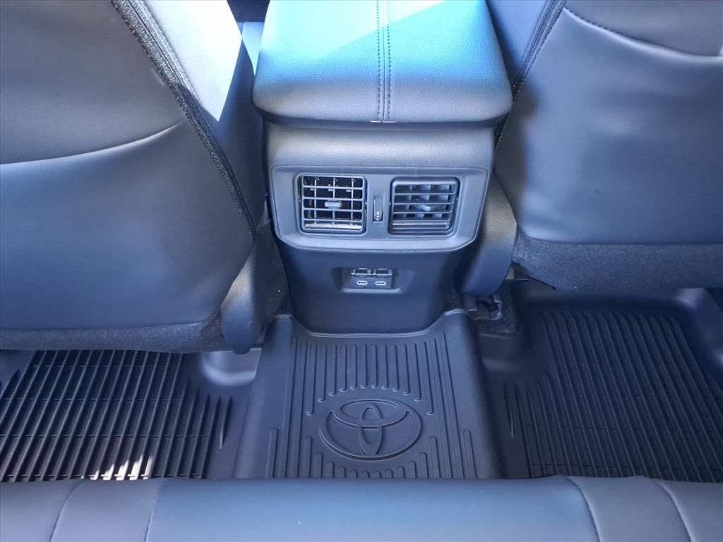 2025 Toyota RAV4 Hybrid XSE