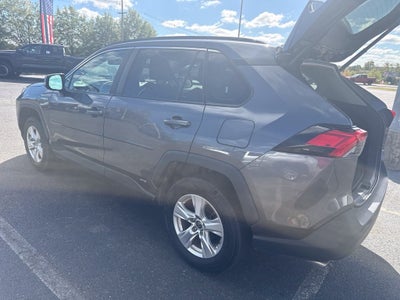 2021 Toyota RAV4 Hybrid XLE