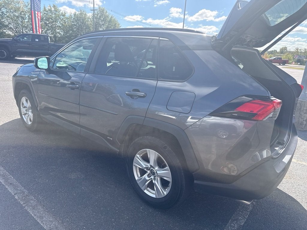 2021 Toyota RAV4 Hybrid XLE