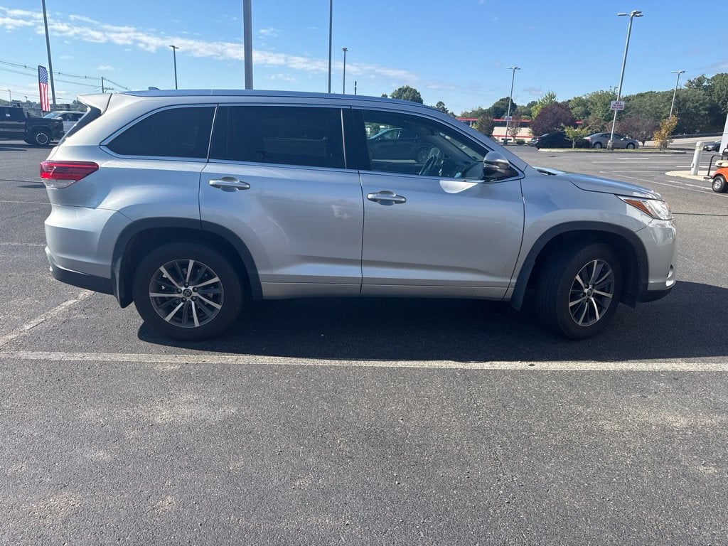 2017 Toyota Highlander