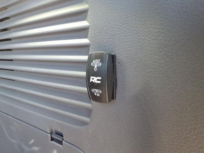 2024 Toyota Sienna LE Mobility Van