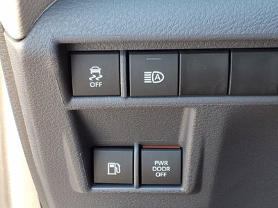 2024 Toyota Sienna LE Mobility Van