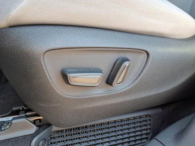 2024 Toyota Sienna LE Mobility Van
