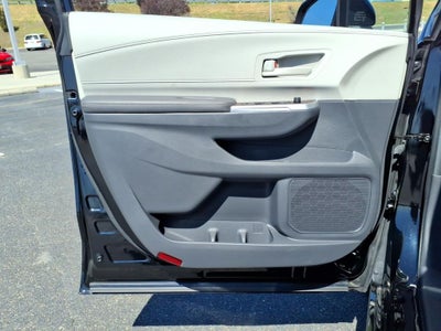 2024 Toyota Sienna LE Mobility Van