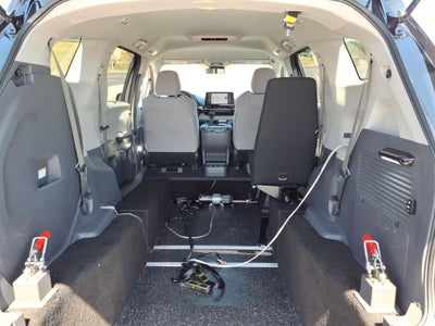 2024 Toyota Sienna LE Mobility Van