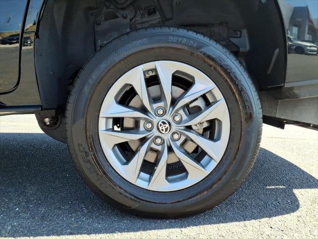 2024 Toyota Sienna LE Mobility Van
