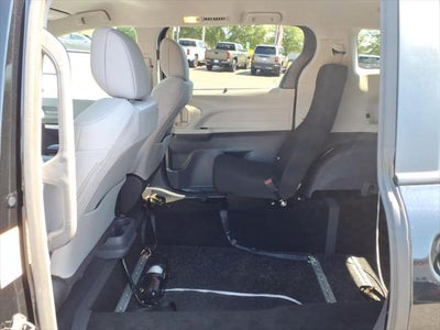2024 Toyota Sienna LE Mobility Van
