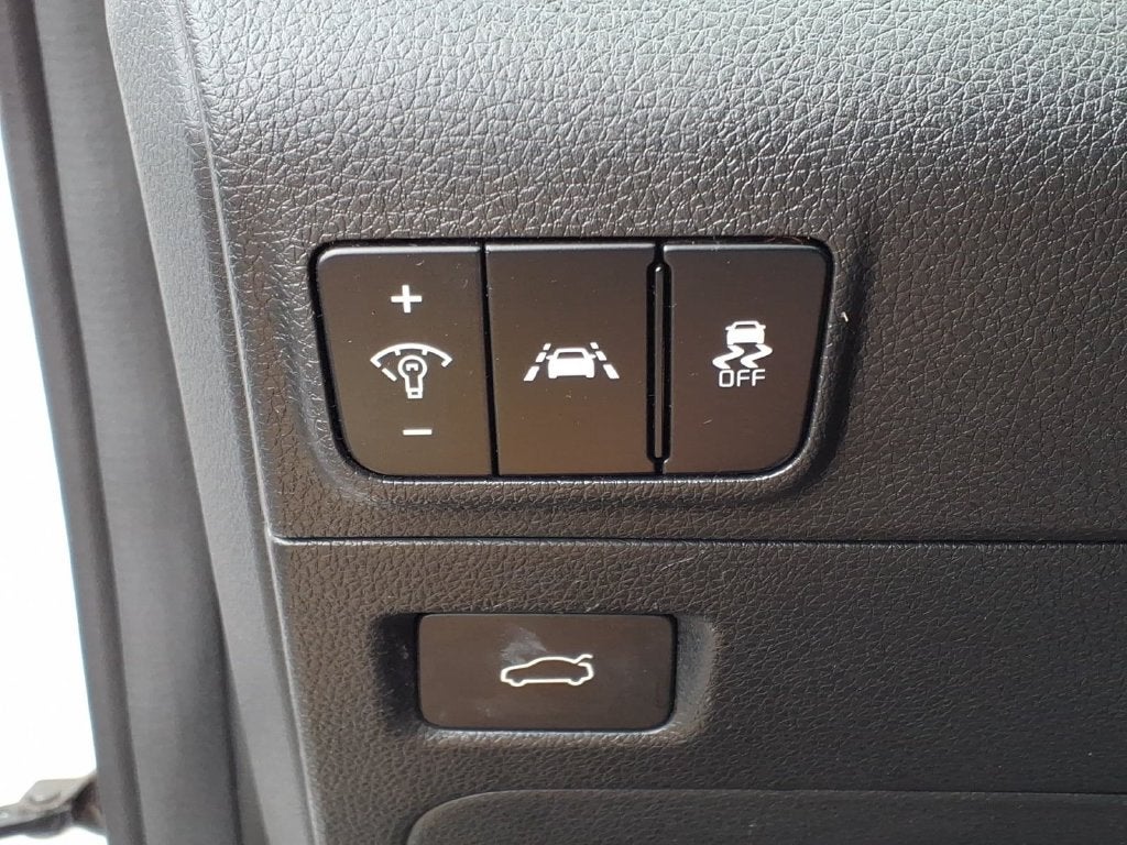 2023 Kia K5 EX