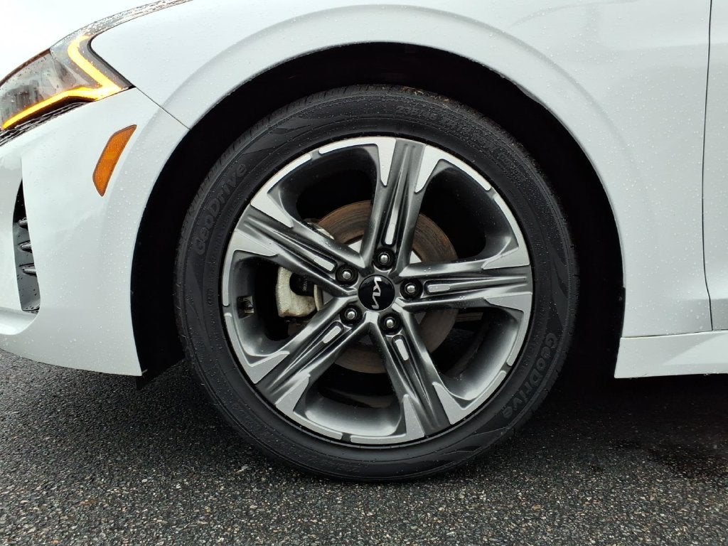 2023 Kia K5 EX