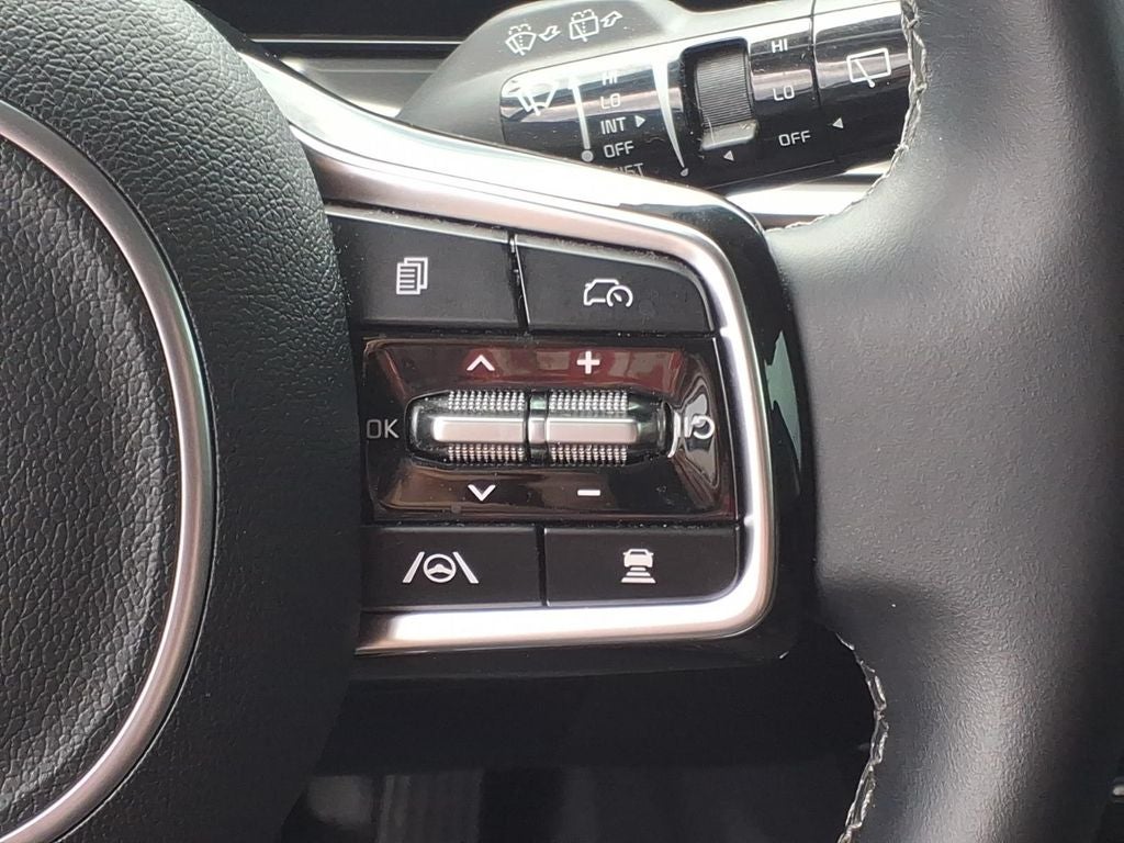 2025 Kia Sorento S - Photo 19