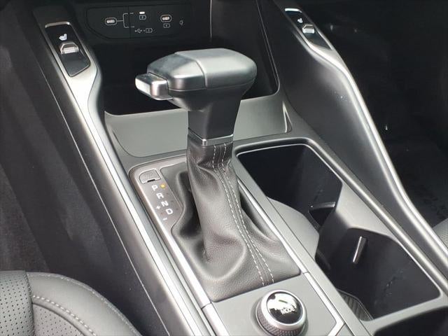 2025 Kia Sorento S - Photo 41