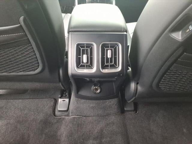 2025 Kia Sorento S - Photo 33
