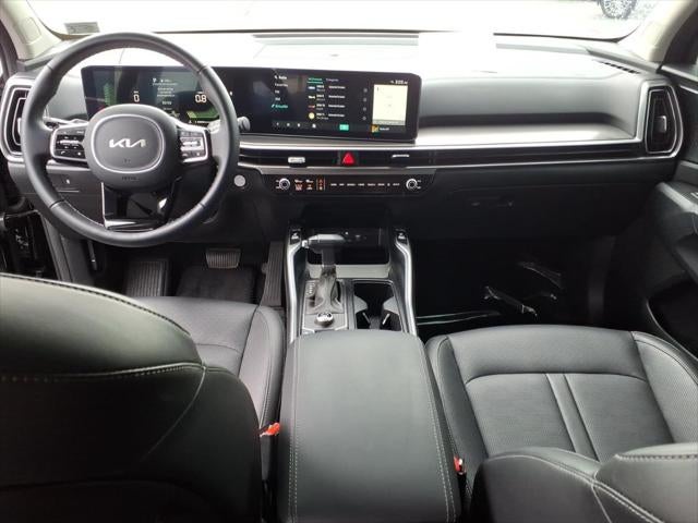 2025 Kia Sorento S - Photo 34