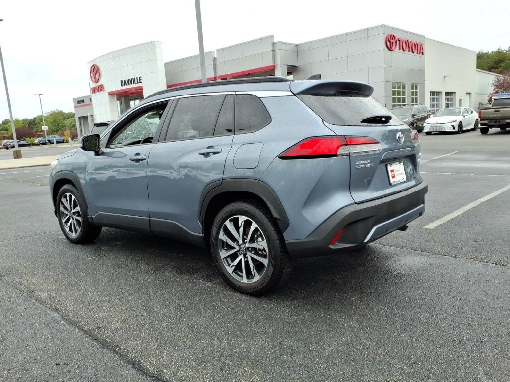 2025 Toyota Corolla Cross XLE