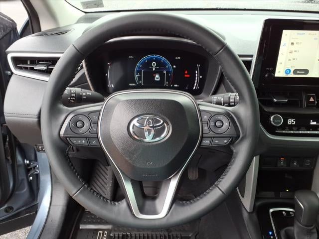 2025 Toyota Corolla Cross XLE