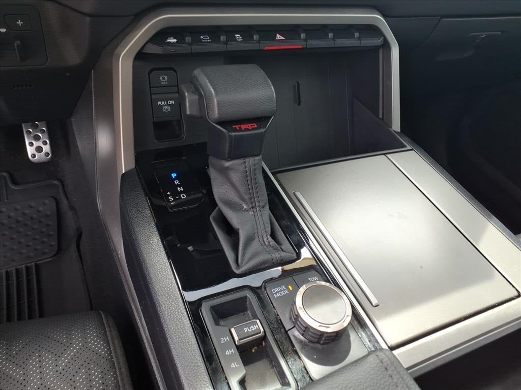 2024 Toyota Sequoia SR5