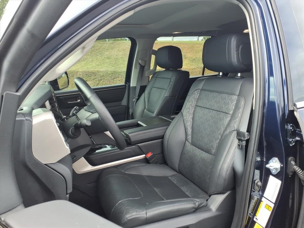 2024 Toyota Sequoia SR5