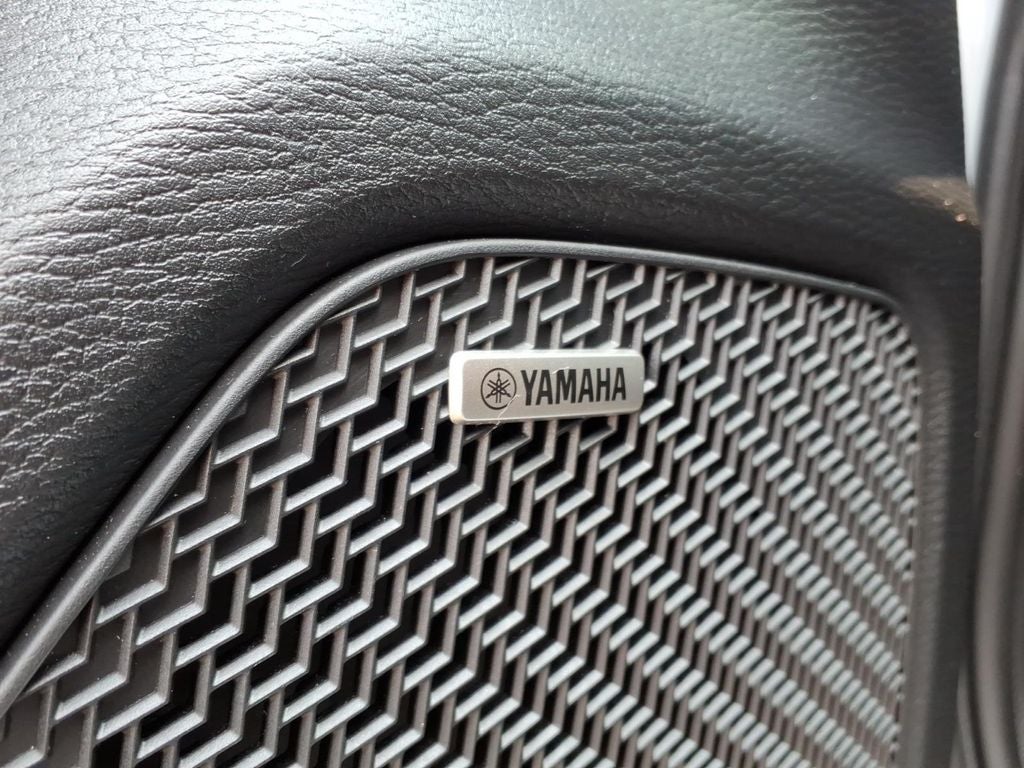 2025 Mitsubishi Outlander ES