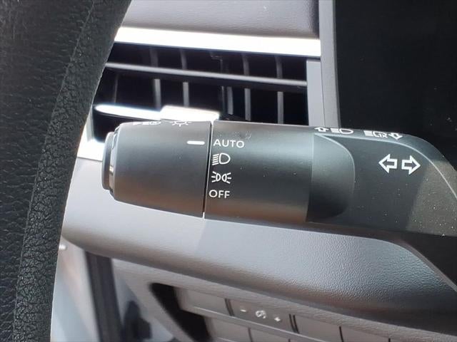 2025 Mitsubishi Outlander ES