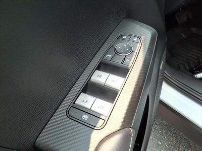 2025 Mitsubishi Outlander ES