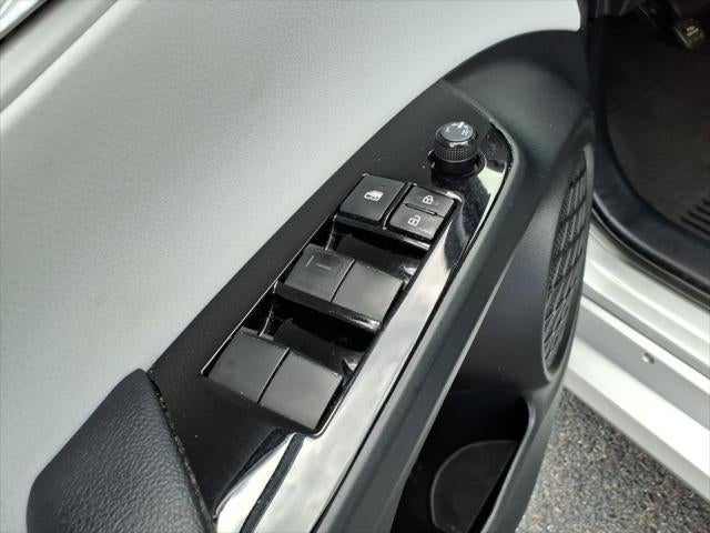 2021 Toyota Prius XLE AWD-e