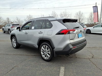 2025 Toyota RAV4 XLE Premium