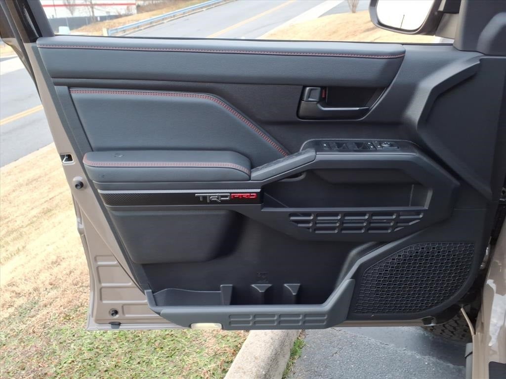 2025 Toyota Tacoma i-FORCE MAX Tacoma TRD Pro