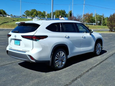2026 Toyota Highlander Platinum