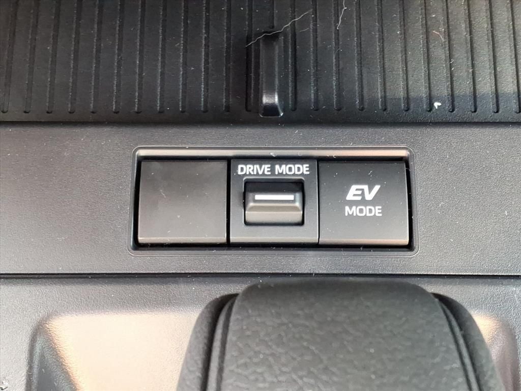 2026 Toyota Corolla Cross Hybrid SE