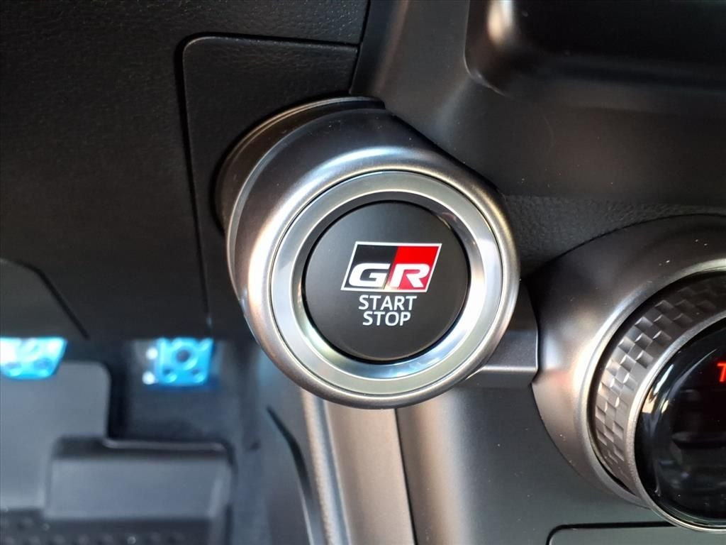 2026 Toyota GR86 Premium MT