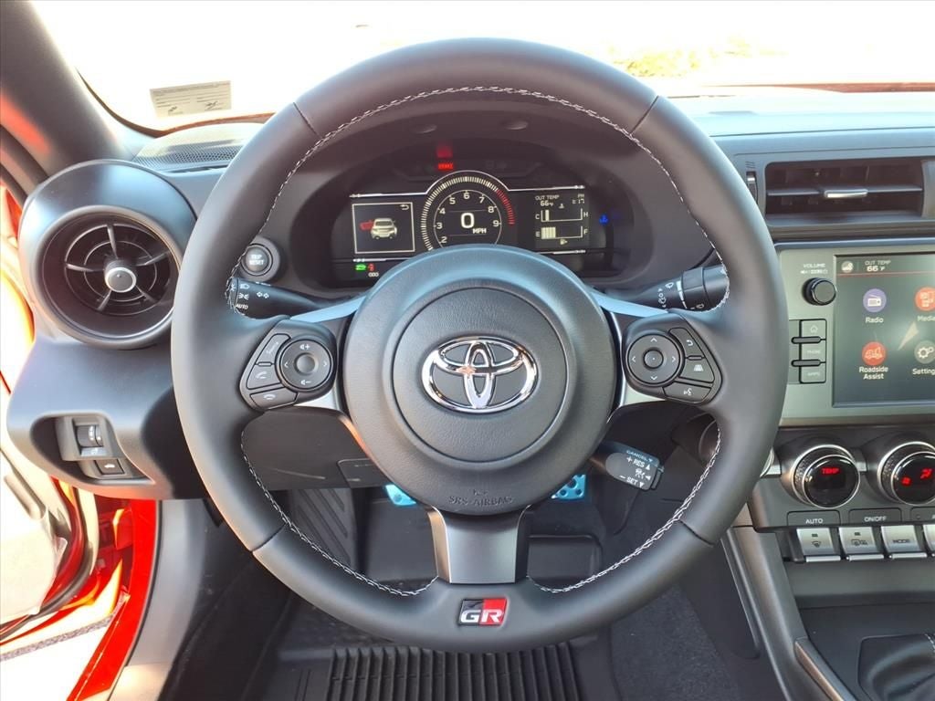 2026 Toyota GR86 Premium MT