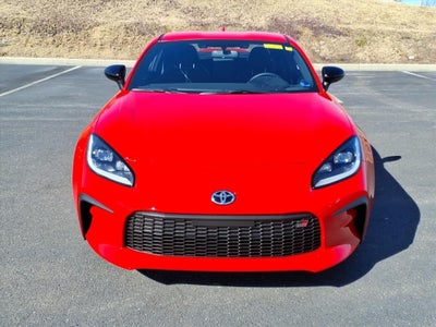 2026 Toyota GR86 Premium MT