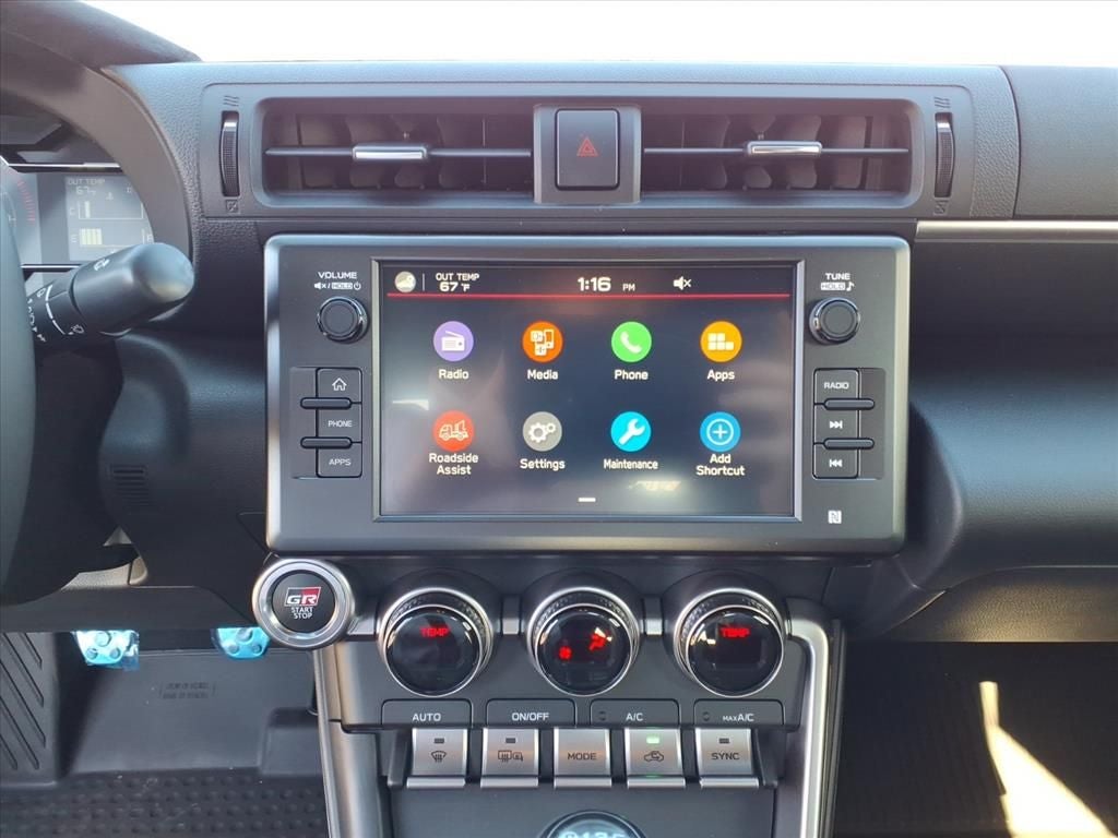 2026 Toyota GR86 Premium MT