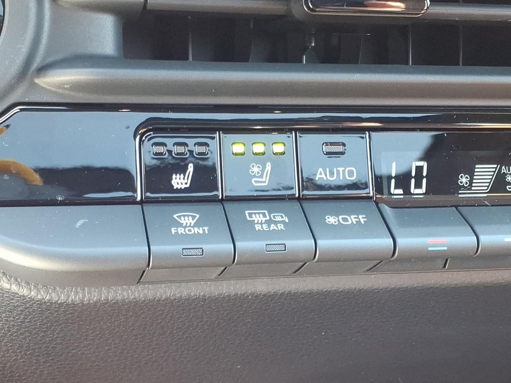 2026 Toyota Toyota Crown Signia Limited