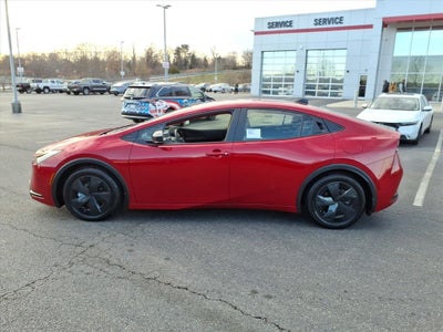 2026 Toyota Prius Plug-in Hybrid SE