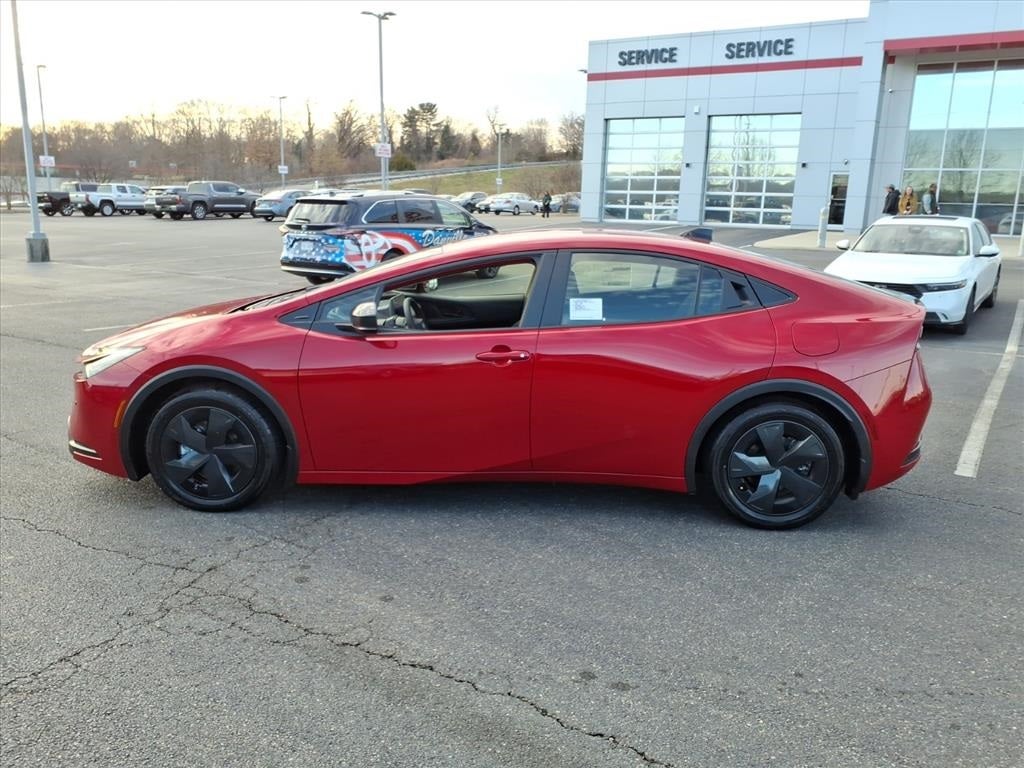 2026 Toyota Prius Plug-in Hybrid SE