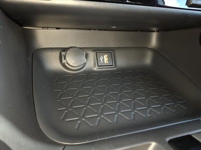 2025 Toyota RAV4 Plug-in Hybrid SE