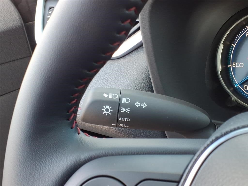 2025 Toyota RAV4 Plug-in Hybrid SE